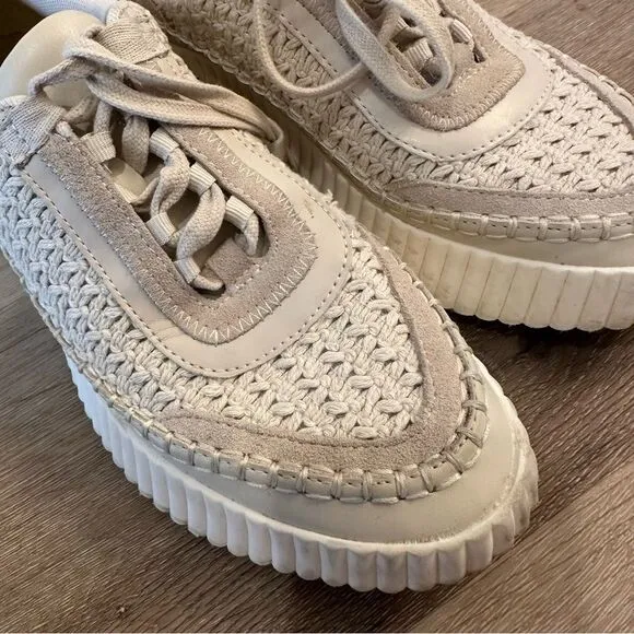 Dolce Vita Dolen Sneakers in Sandstone Knit size 8.5