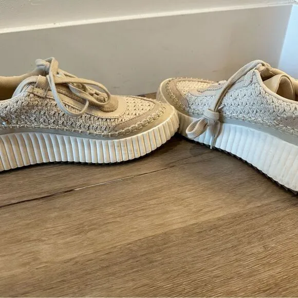 Dolce Vita Dolen Sneakers in Sandstone Knit size 8.5