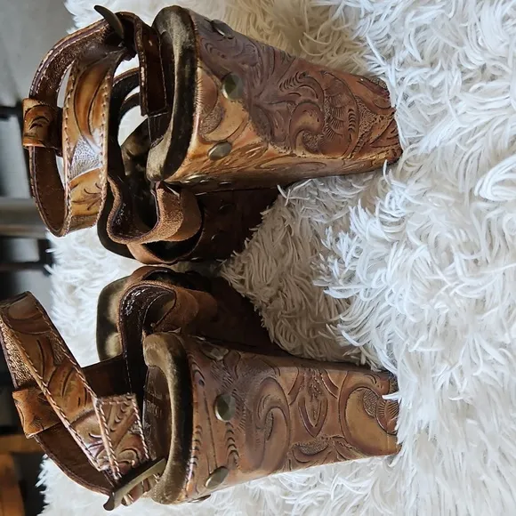 Donald J Pliner Brown Leather Strappy Wedge Platform Sandals