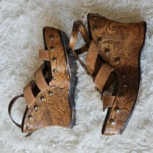 Donald J Pliner Brown Leather Strappy Wedge Platform Sandals