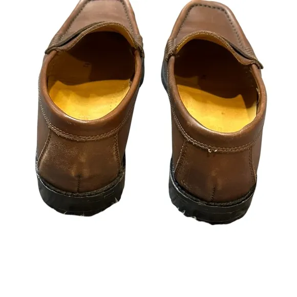 Dooney &amp; Bourke Brown Leather Loafers 38