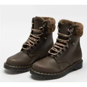 Dr. Martens 1460 Serena Boot Womens 8 Brown Faux Fur Lined Lace Up