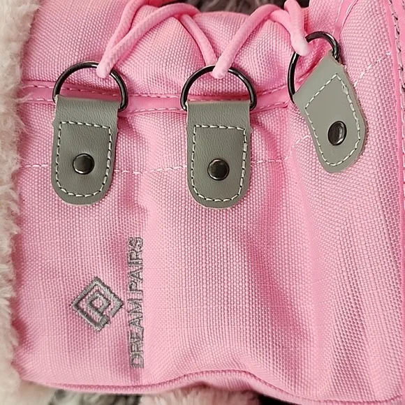 DREAM PAIRS BLACK/PINK SNOW BOOTS  ,SIZE 1,PRE-OWNED  GOOD CONDITION