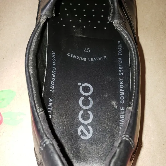 ECCO BLACK LEATHER LOAFERS SIZE 45 (US SIZE 11.5)
