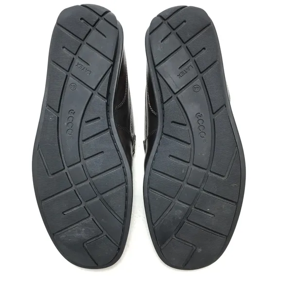 ECCO Classic Moc Loafers