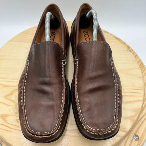 Ecco Classic Moc Loafers Mens 10.5 / 44 Brown Leather Shoe Handsewn Moccasin