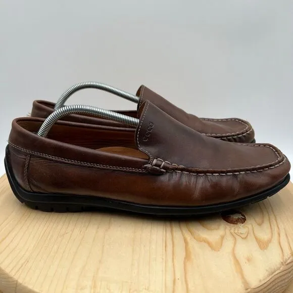 Ecco Classic Moc Loafers Mens 10.5 / 44 Brown Leather Shoe Handsewn Moccasin