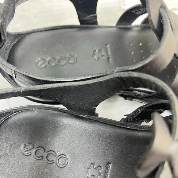 ECCO Flash Black Leather Adjustable T-Strap Flat Sandals Women's EU 38/US 7-7.5