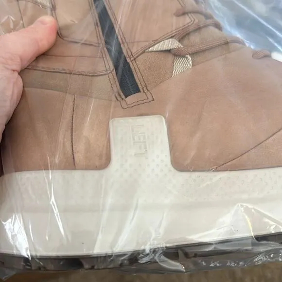 ECCO | Womens Solice Tall Waterproof Insulated GTX Boots in Cashmere | 8 39