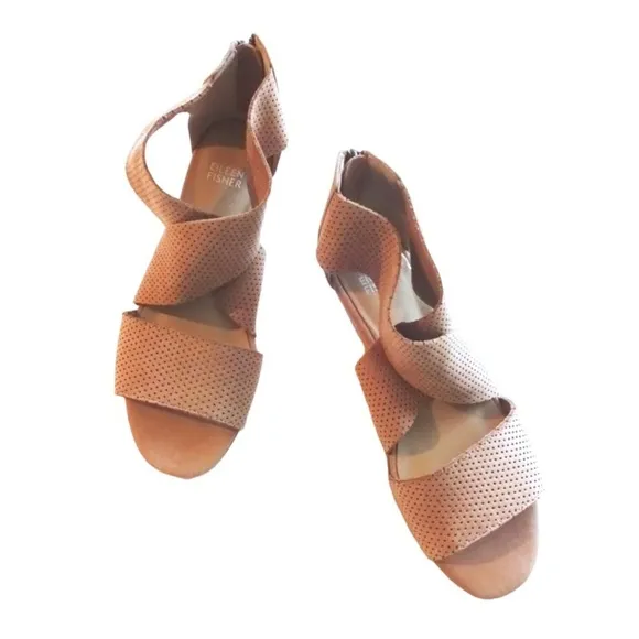 Eileen Fisher Sandals 7 1/2 M Wheat Perforated Leather Lining Strappy CrissCross