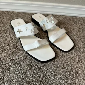 ESCADA White Leather Star Cutout Strappy Slip on Sandals Made in Italy Size 9
