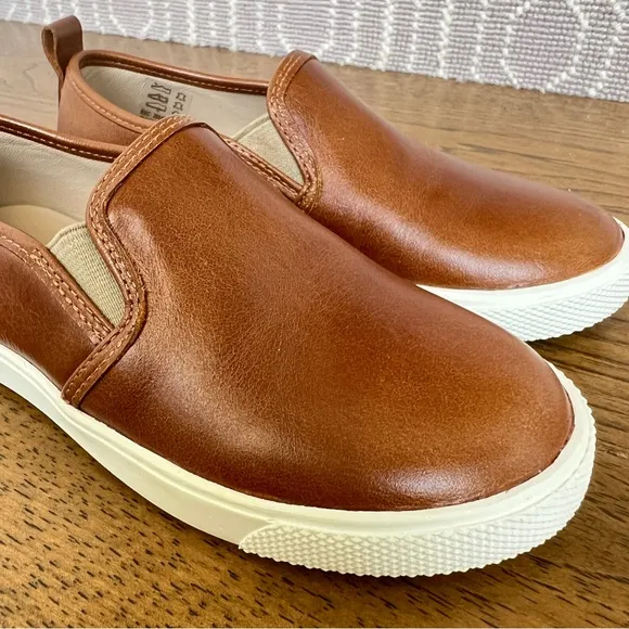 EUC Elephantito Classic Slip On Natural Loafers - Size 11