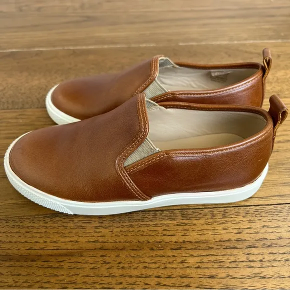 EUC Elephantito Classic Slip On Natural Loafers - Size 11