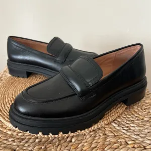 EUC Madewell The Bradley Lugsole Loafer in Leather True Black Size 6.5