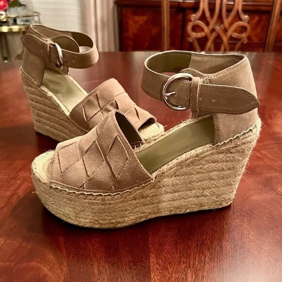EUC Marc Fisher Adalla Jute Wedge Espadrilles Sandals Shoes Taupe Suede Size 8