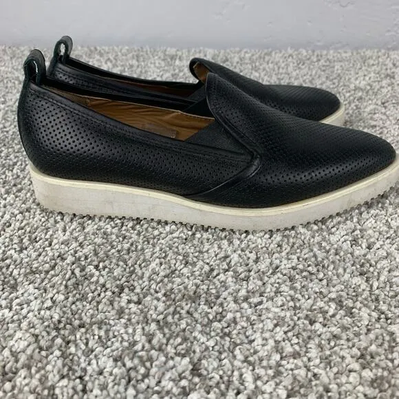 Everlane Street Shoe Pointed Toe Flats Size 5.5  Womens Black Leather Slip On