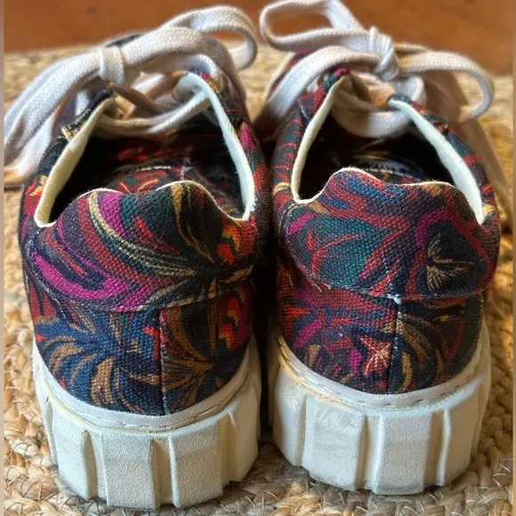 FARM RIO Sunset Forest Platform Sneaker in Sunset Forest Brown, EU 39 - 8.5 US