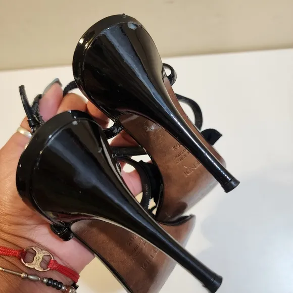 FENDI Vintage Black Patent leather Stilletos Strappy Sandals size 36.5 M