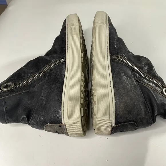 Fiorenti Baker High Top Leather Sneakers Women's 6