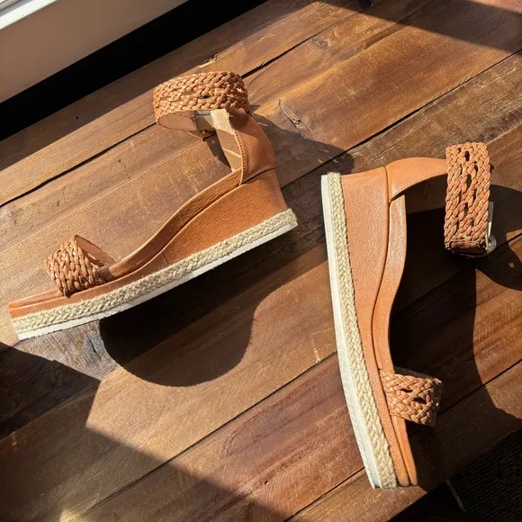 Frankie4 Fifi Leather Woven Ankle Strap Wedge Espadrilles Heeled Sandals Size 7