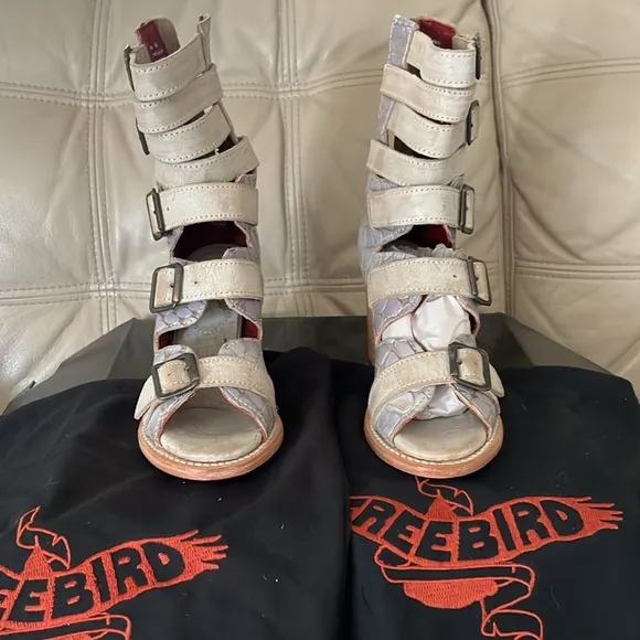 Free Bird Bond Taupe Croco Sandles