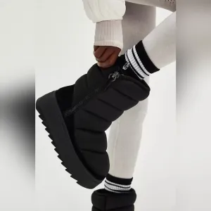 Free People × Avalanche Boots/Black