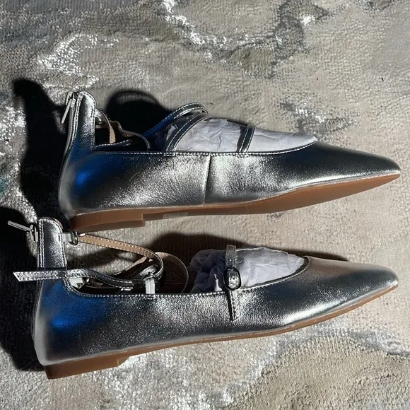 Free People Byron Buckle Flats. NEW