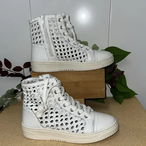 Free People Hayes High Top Sneakers   (T2S) (1435)