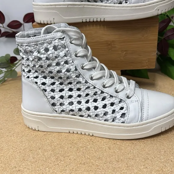 Free People Hayes High Top Sneakers   (T2S) (1435)