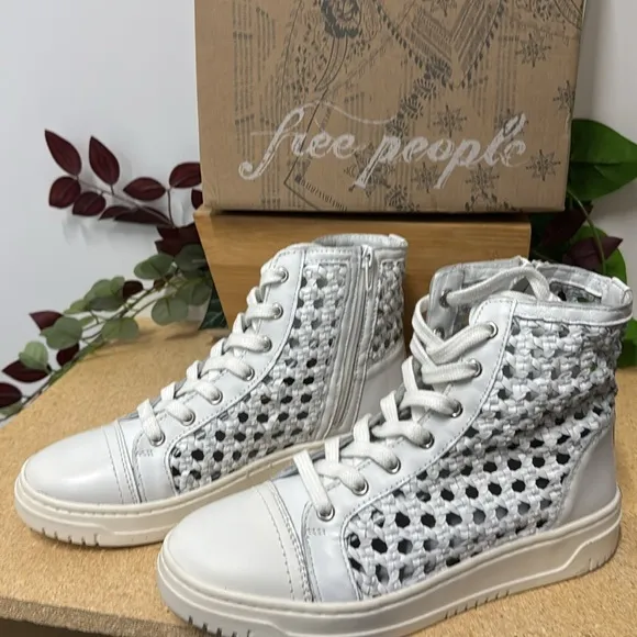 Free People Hayes High Top Sneakers   (T2S) (1435)