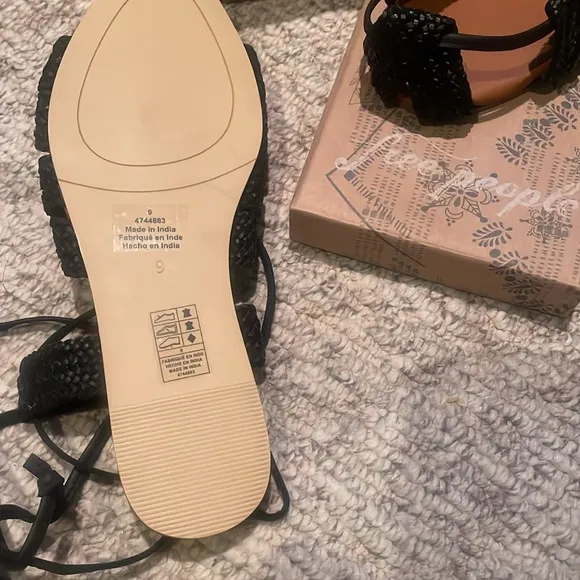 Free People Sunny Gilly Flat