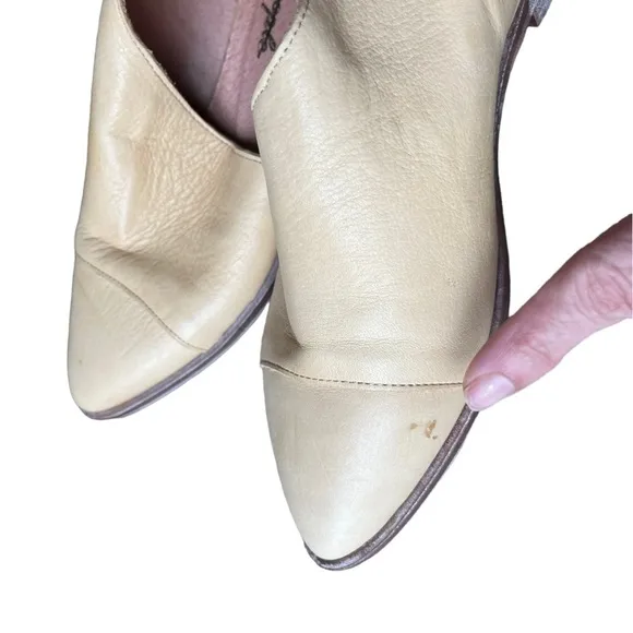 Free People Womens Royale Pointed Cut Out Slip On D'Orsay Flats Sz 37/US 6.5