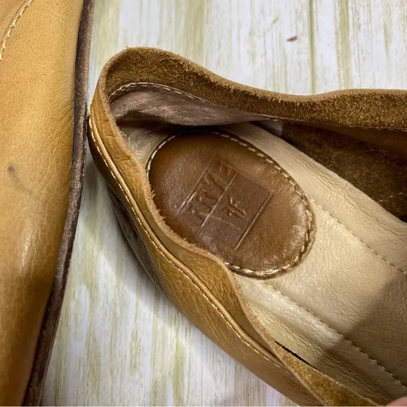 Frye Cognac Brown Leather Pointed Toe Slip On Oxford Flats