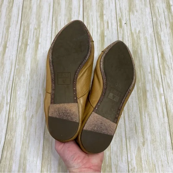 Frye Cognac Brown Leather Pointed Toe Slip On Oxford Flats