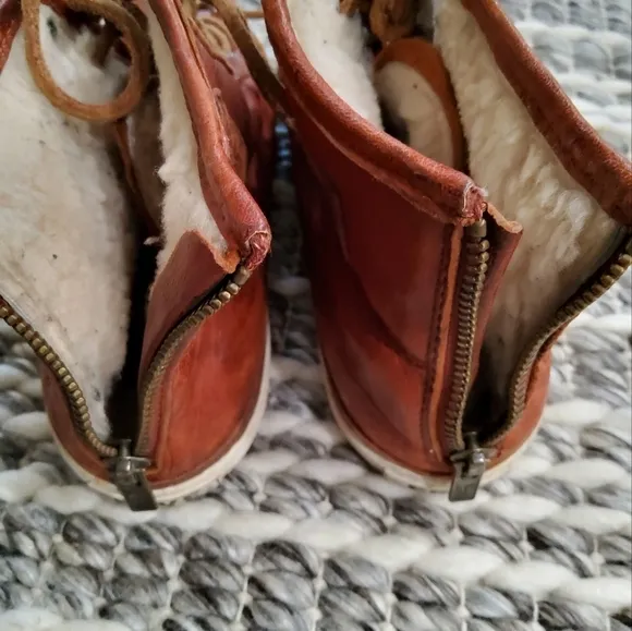 Frye Greene Back Zipper High Top Sneakers Size 6,5