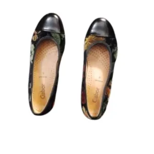 Gabor Hovercraft black floral velvet cap