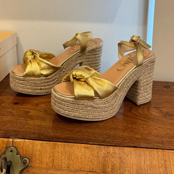 Gaimo Coque Golden Jute Heeled Sandals With Tubular Leather Heel