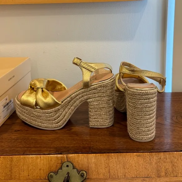Gaimo Coque Golden Jute Heeled Sandals With Tubular Leather Heel