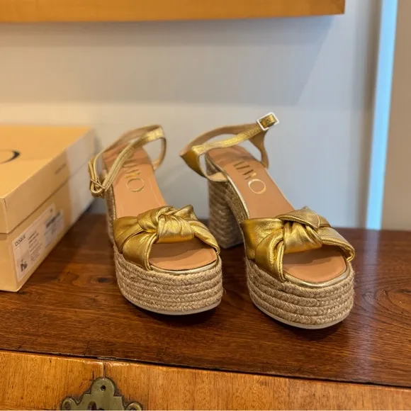 Gaimo Coque Golden Jute Heeled Sandals With Tubular Leather Heel