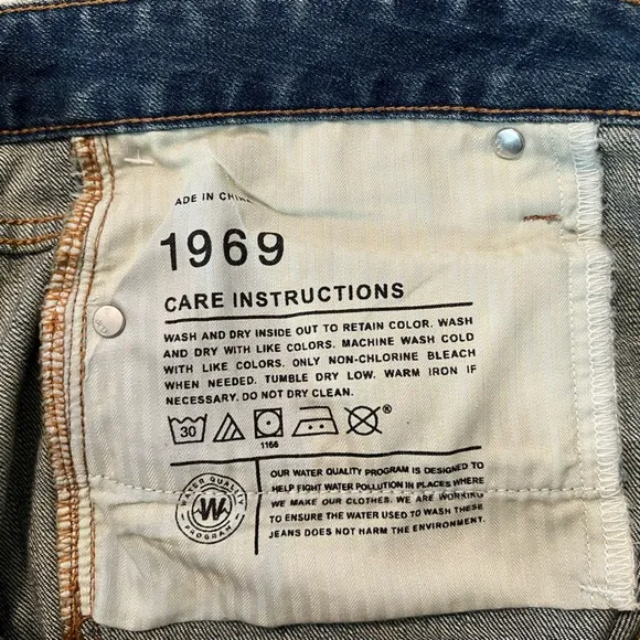 Gap 1969 Real Straight Jeans