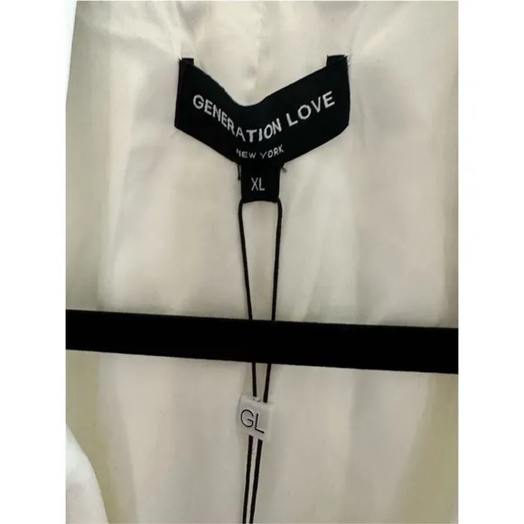 Generation Love Delilah Crepe Blazer in White SIZES XL and 2XL