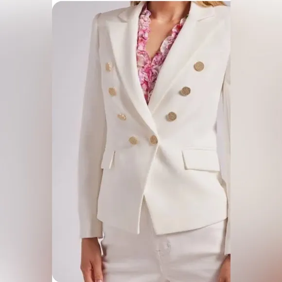 Generation Love Delilah Crepe Blazer in White SIZES XL and 2XL