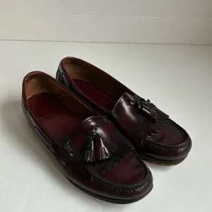 G.H. Bass &amp; Co burgundy tassel kiltie Weejuns loafers drees shoes slip ons