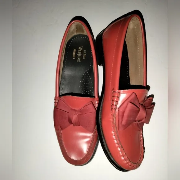 G.H. Bass &amp; Co (Size 8) Red Classic Leather Lillian Bow Accent Slip-on Loafers