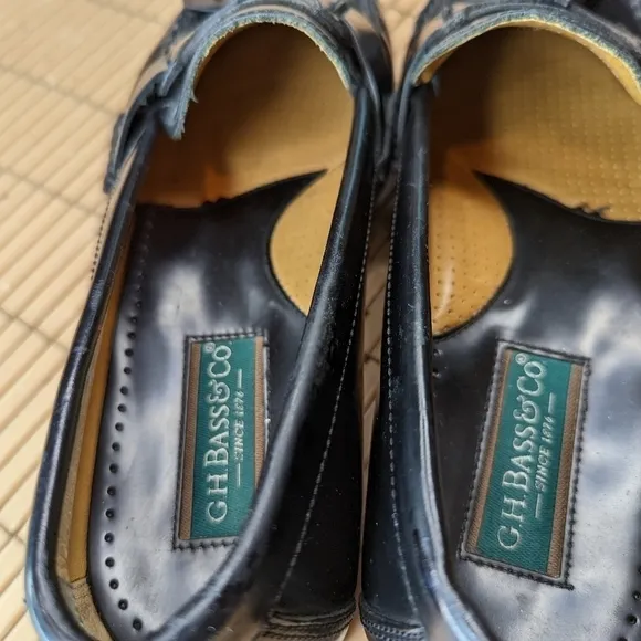 GH Bass Mens Black Leather Tassel Loafers Dress Shoe Delhi Sz 10M. A19pm