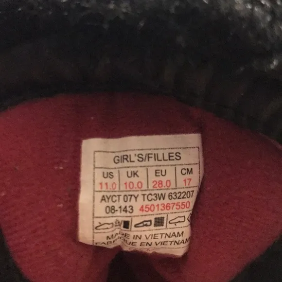 Girls: North Face Boots