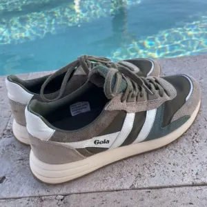 Gola Classics Women's Chicago Sneakers