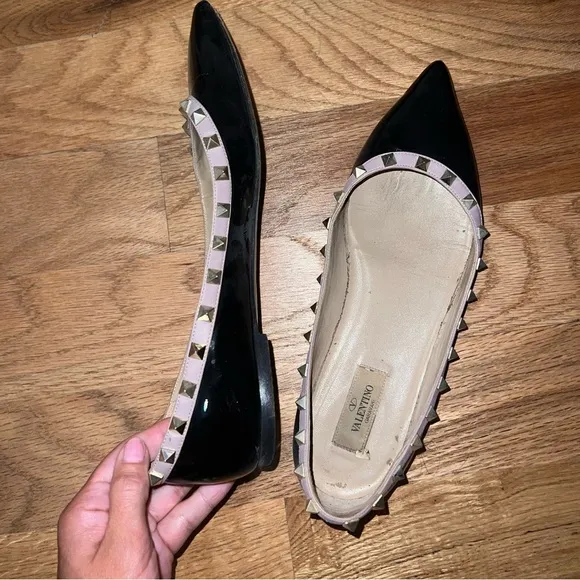 Good condition Valentino Garavani Rockstud patent leather ballet flats size 10