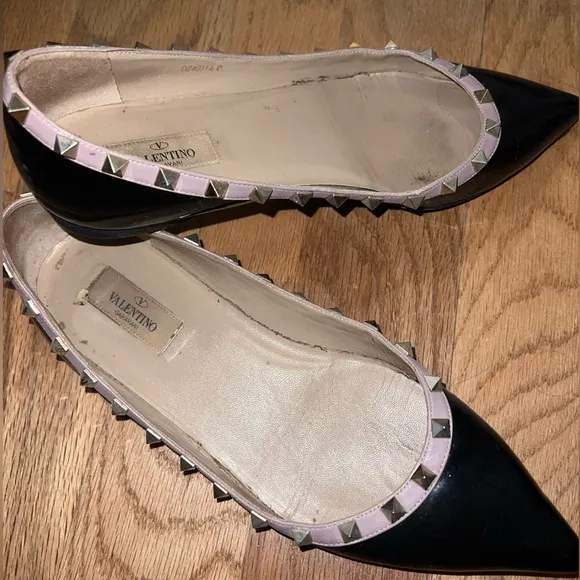 Good condition Valentino Garavani Rockstud patent leather ballet flats size 10