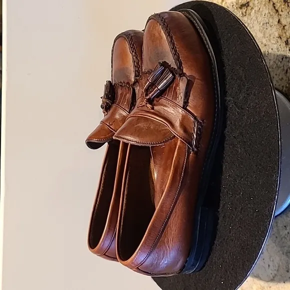 Good Year Kiltie steeltoed  Loafers with tassels. sz.11M (#1076)brown made USA